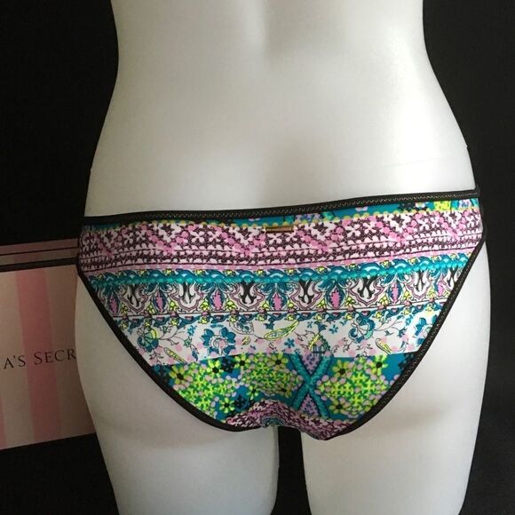 New! Victoria's Secret bikini bottom - Picture 4 of 4